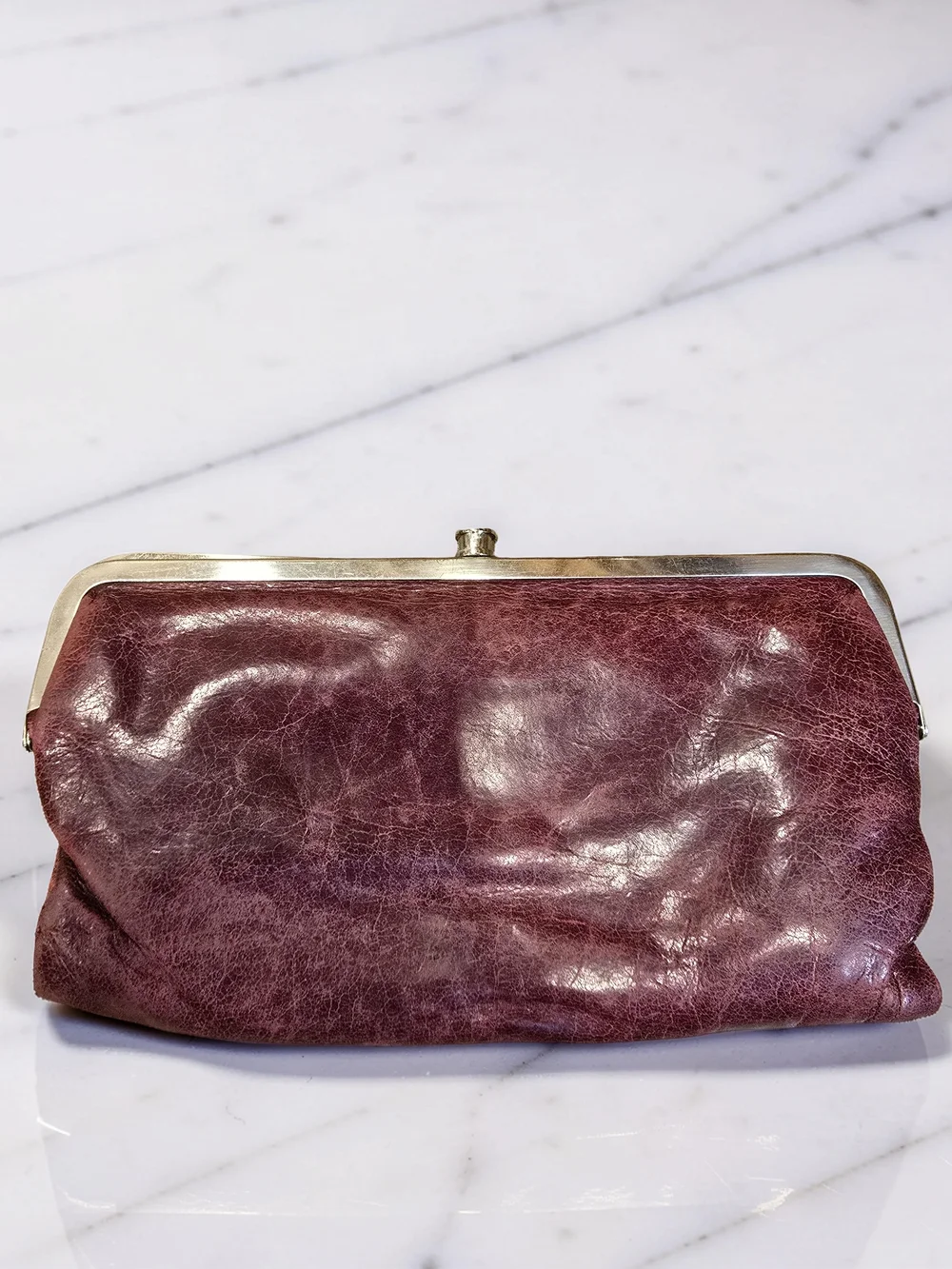 HOBO The Original Lauren Kisslock Wallet - Distressed Hide Leather